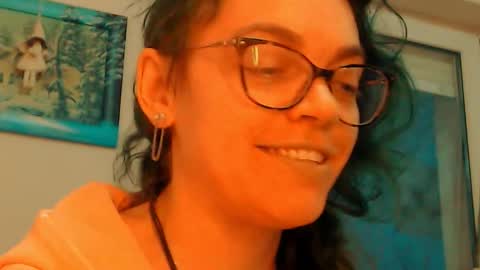 Snapshot of sandra10031989 chatting on March 2026 04:57:01 PM Sandra online show from March 2026 04:57:01 PM