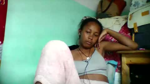 sandra1253099 online show from October 2025 06:59:01 PM