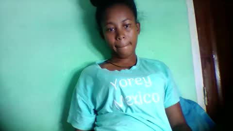 Snapshot of sandra1253099 chatting on April 2026 05:19:01 AM sandra1253099 online show from April 2026 05:19:01 AM
