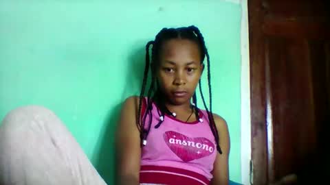 Snapshot of sandra1253099 chatting on May 2026 06:08:01 AM sandra1253099 online show from May 2026 06:08:01 AM
