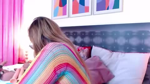 SANDRA online show from February 2025 10:11:02 AM