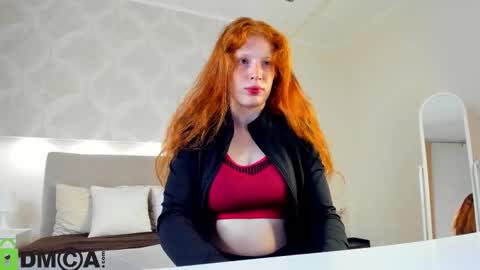 Sandra online show from September 2025 01:41:02 AM