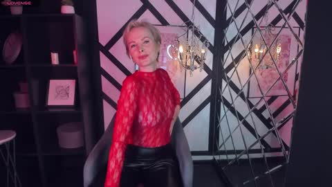 Sandra online show from February 2025 05:18:02 AM