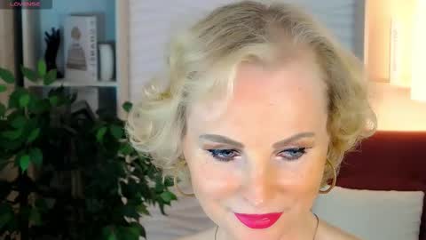 Sandra online show from September 2025 06:01:02 AM