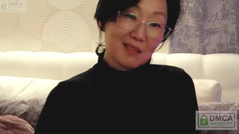 Sandra online show from March 2025 03:42:02 PM