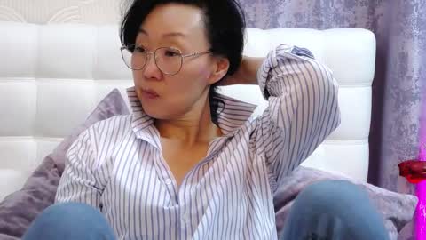 Sandra online show from March 2025 01:34:01 PM