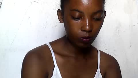 sandrine718 online show from February 2026 06:00:02 AM