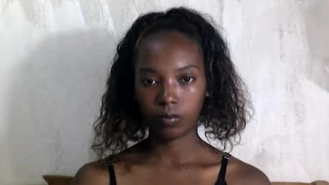 sandrine718 online show from April 2026 07:46:01 AM