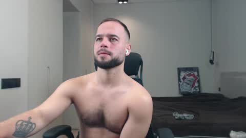 DeAlex online show from February 2026 01:02:01 AM