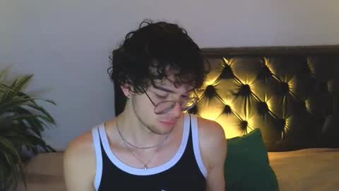 Snapshot of sandro_vitali chatting on October 2025 06:00:01 AM sandro_vitali online show from October 2025 06:00:01 AM