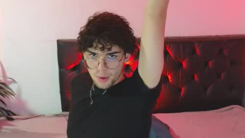 Snapshot of sandro_vitali chatting on October 2025 08:35:01 AM sandro_vitali online show from October 2025 08:35:01 AM