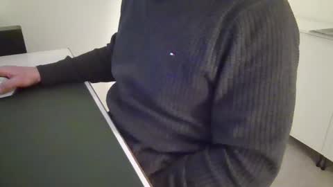 sandydk online show from February 2025 08:47:01 PM