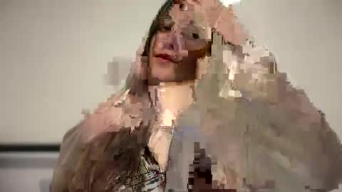 Sandy online show from February 2025 04:00:01 PM