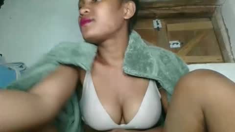 sanelie09 online show from November 2025 06:28:02 PM