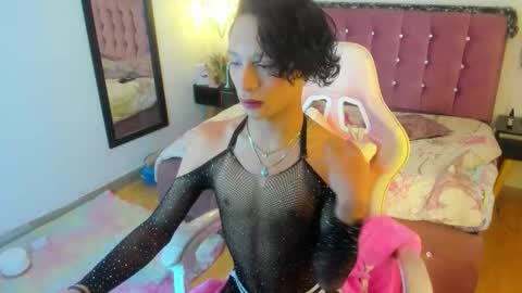 Snapshot of sang_woo_lee_ chatting on February 2026 03:40:01 PM Sang online show from February 2026 03:40:01 PM