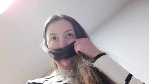 sanita_xi online show from February 2026 05:26:01 AM