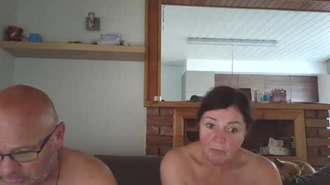 sanroom online show from September 2025 02:11:02 PM