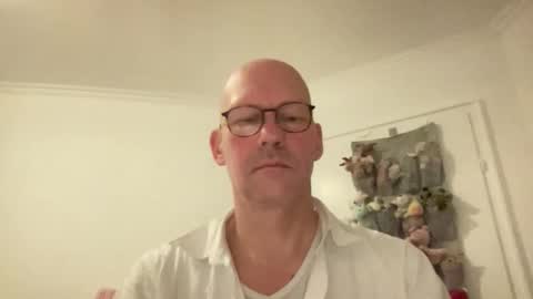 Snapshot of santaclausonice chatting on November 2025 07:41:01 AM santaclausonice online show from November 2025 07:41:01 AM