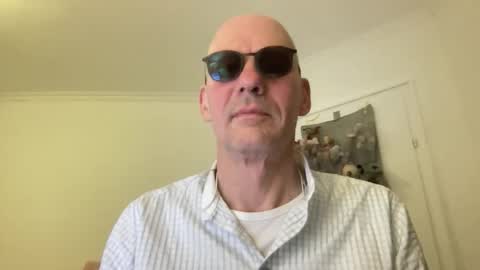 Snapshot of santaclausonice chatting on November 2025 10:41:02 PM santaclausonice online show from November 2025 10:41:02 PM