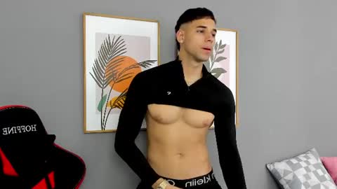 Snapshot of santana_maximo chatting on July 2026 12:44:02 PM Maximo Santana online show from July 2026 12:44:02 PM