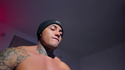 Santi Ferrer online show from May 2026 01:47:02 AM