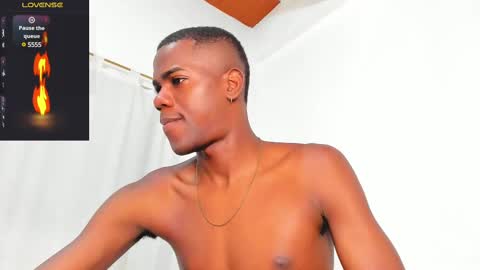 Santibrown online show from March 2025 05:00:02 AM