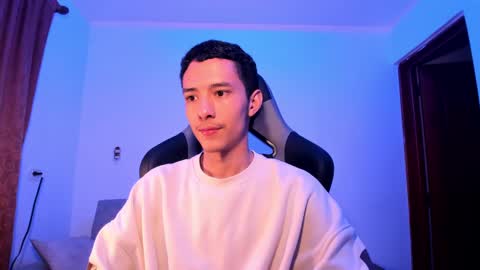 Snapshot of santi_twink19 chatting on December 2024 03:08:02 AM santi_twink19 online show from December 2024 03:08:02 AM