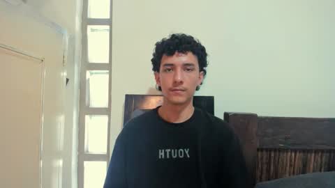 Snapshot of santi_twink19 chatting on October 2025 07:12:02 PM santi_twink19 online show from October 2025 07:12:02 PM