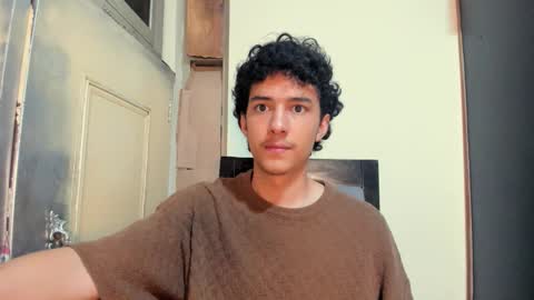 Snapshot of santi_twink19 chatting on November 2025 08:24:01 AM santi_twink19 online show from November 2025 08:24:01 AM