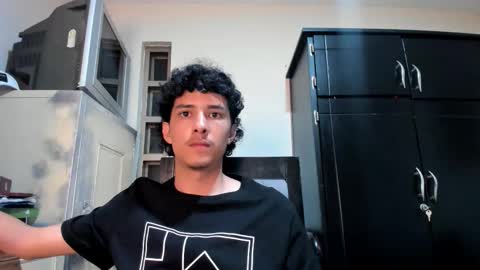 Snapshot of santi_twink19 chatting on February 2026 06:40:02 AM santi_twink19 online show from February 2026 06:40:02 AM