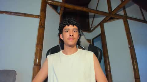 Snapshot of santi_twink19 chatting on February 2026 10:03:02 PM santi_twink19 online show from February 2026 10:03:02 PM