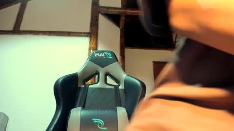 Snapshot of santi_twink19 chatting on March 2026 05:02:02 AM santi_twink19 online show from March 2026 05:02:02 AM