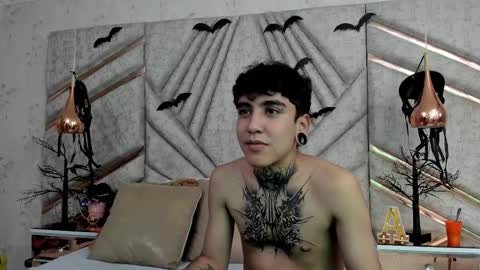 SantiAbader online show from November 2025 03:28:02 AM