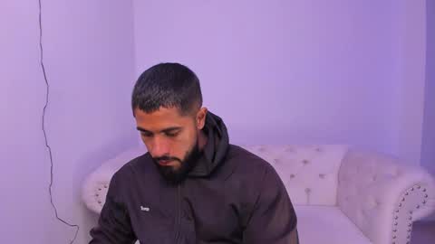 Snapshot of santiago_huntt chatting on December 2024 02:58:01 AM santiago_huntt online show from December 2024 02:58:01 AM