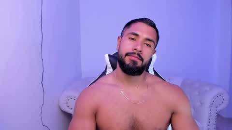 Snapshot of santiago_huntt chatting on March 2025 09:40:02 PM santiago_huntt online show from March 2025 09:40:02 PM