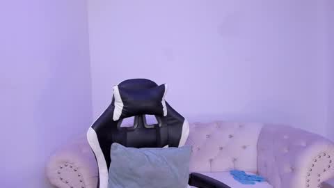 Snapshot of santiago_huntt chatting on November 2025 12:59:03 PM santiago_huntt online show from November 2025 12:59:03 PM