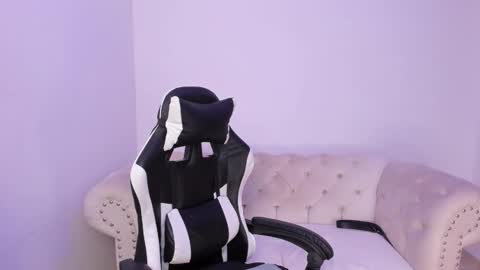 Snapshot of santiago_huntt chatting on February 2026 08:27:02 PM santiago_huntt online show from February 2026 08:27:02 PM