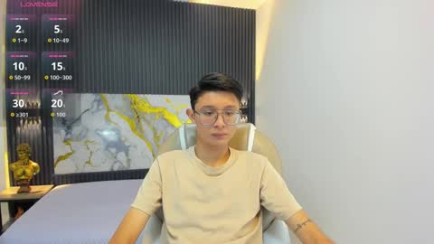 Snapshot of santiago_russo18 chatting on September 2025 12:08:02 PM santiago_russo18 online show from September 2025 12:08:02 PM