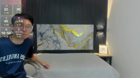 Snapshot of santiago_russo18 chatting on October 2025 12:58:01 PM santiago_russo18 online show from October 2025 12:58:01 PM