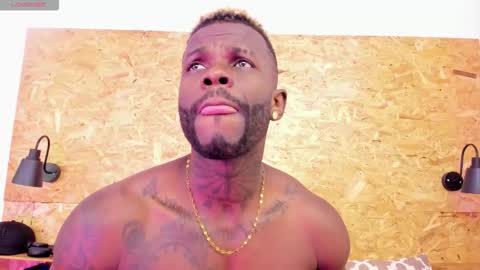  Santi online show from October 2025 07:47:01 PM