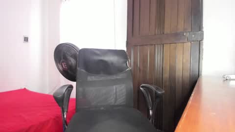 Julius Novachrono  online show from January 2025 05:45:02 PM