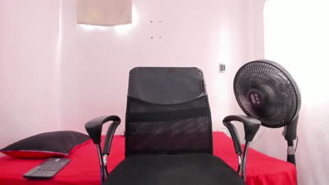 Julius Novachrono  online show from January 2025 08:46:01 PM