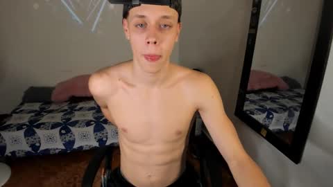 Julius Novachrono  online show from February 2026 09:17:01 AM