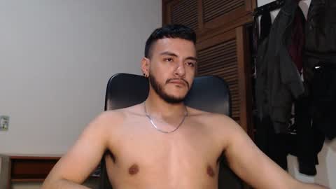 santiexxx online show from October 2025 05:21:02 AM