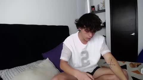 Santii online show from January 2025 07:49:01 PM