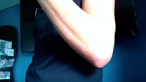 Santii online show from February 2025 05:15:02 PM