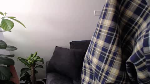 Santii online show from February 2025 04:47:01 PM