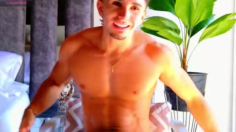 Snapshot of santin_seans chatting on January 2026 02:32:02 PM Santiago Seans online show from January 2026 02:32:02 PM