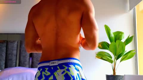 Snapshot of santin_seans chatting on January 2026 02:32:01 PM Santiago Seans online show from January 2026 02:32:01 PM