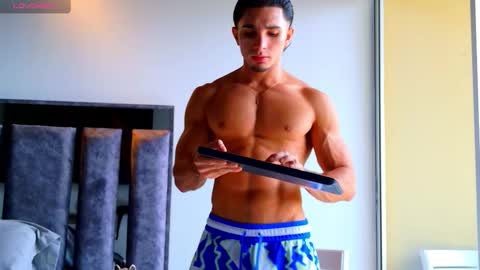 Snapshot of santin_seans chatting on February 2026 03:05:02 PM Santiago Seans online show from February 2026 03:05:02 PM